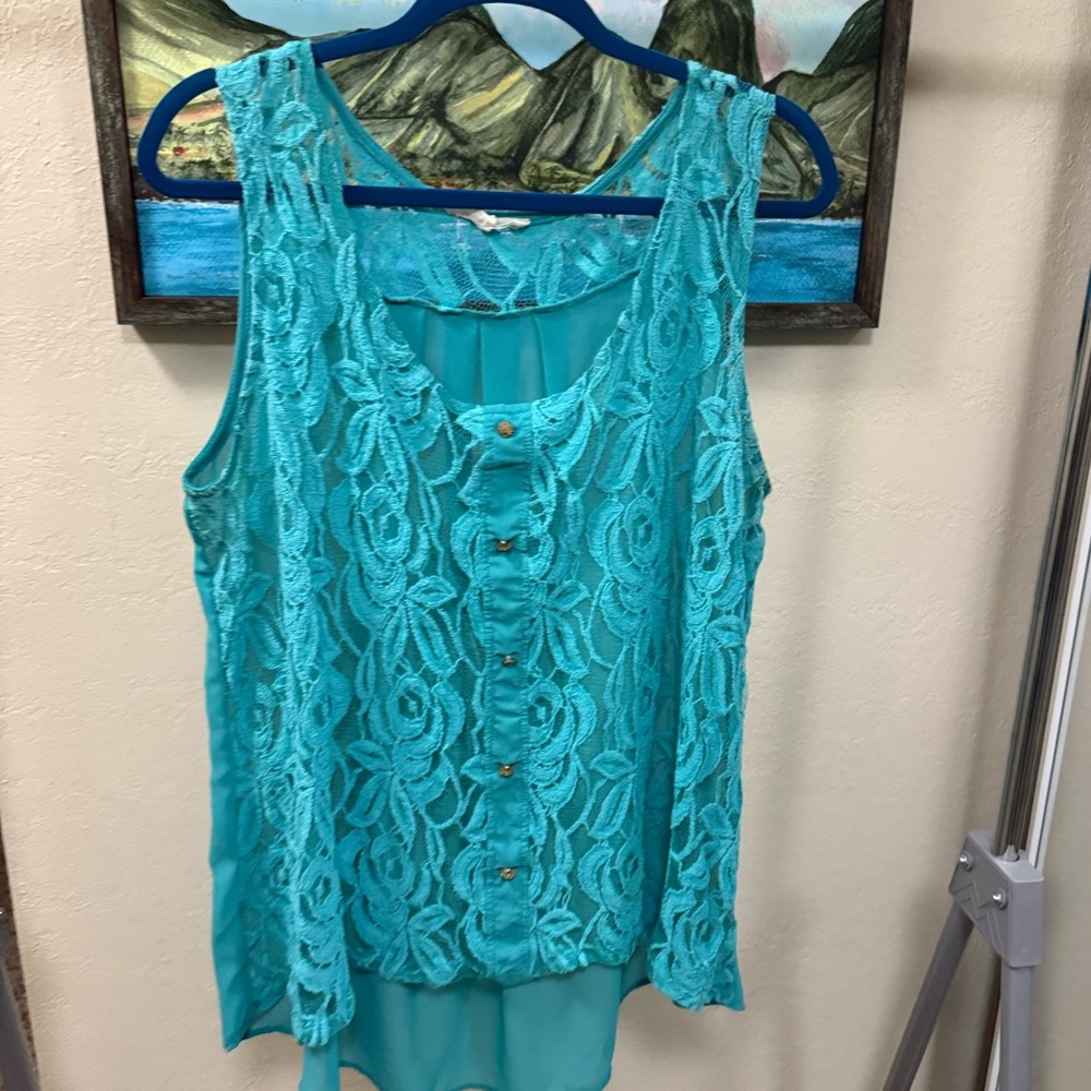 Painted Threads Teal Lace Button-Front Tank Top